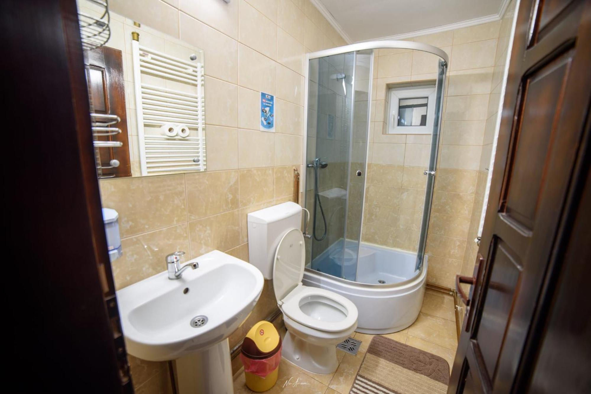 Cabana Georgiana Arieseni Room photo